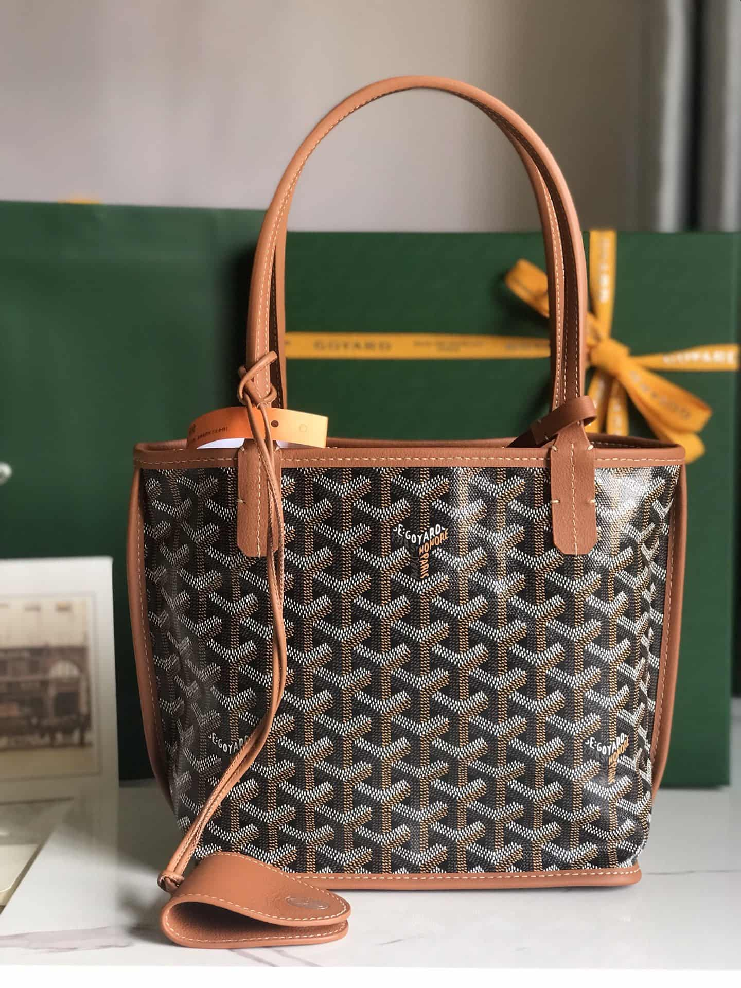 GOYARD Anjou Mini Bag High