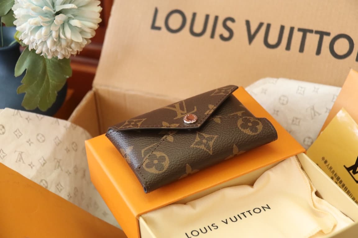 Louis Vuitton Kirigami Pochette Monogram cowhide leather M12884 High