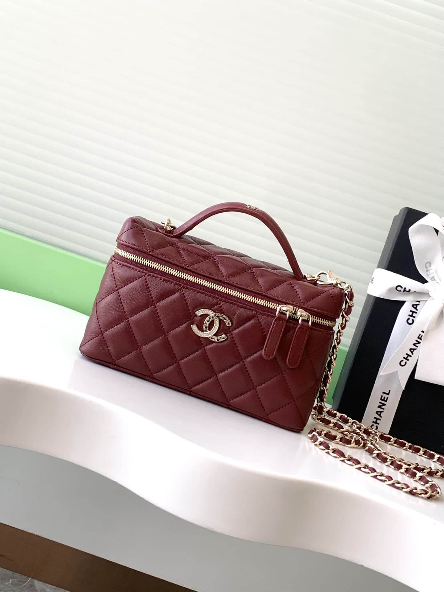 Chanel VANITY WITH CHAIN AP4407 Lambskin & Gold-Tone Metal Red High