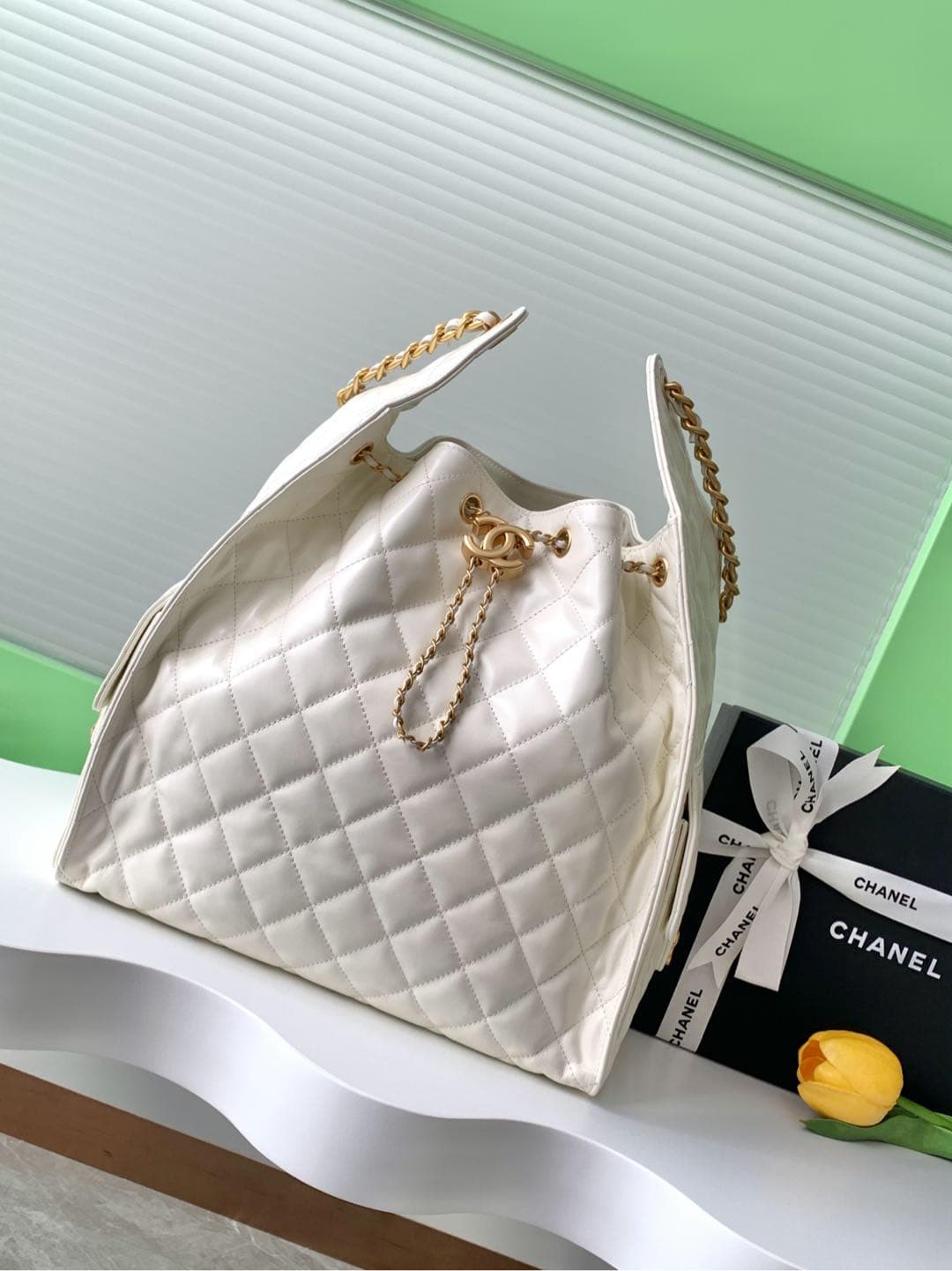 Chanel Hobo handbag AS5311 Shiny Calfskin & Gold-tone Metal White High