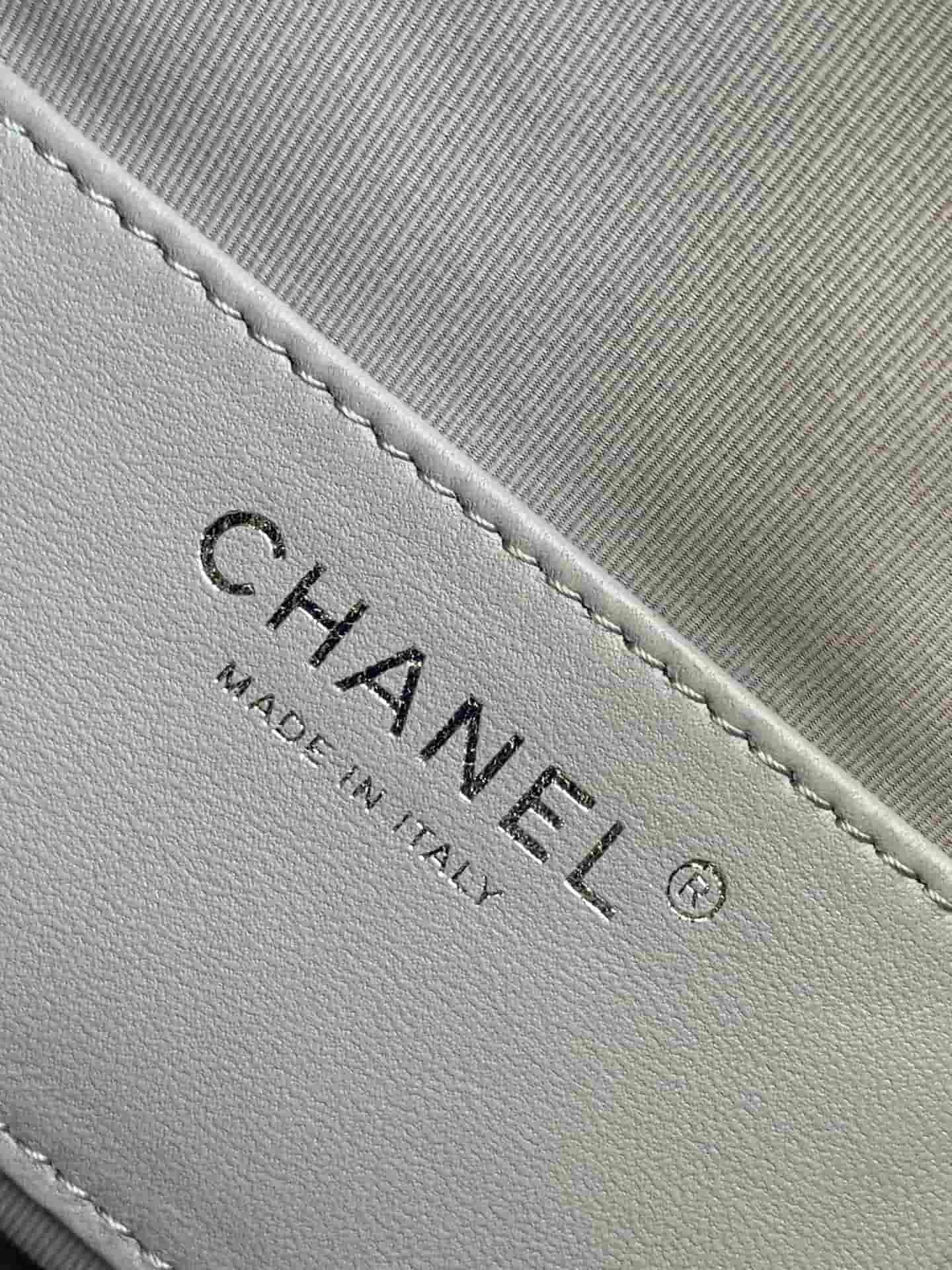 Chanel Hobo handbag AS5293 Suede & silver-tone metal Grey High