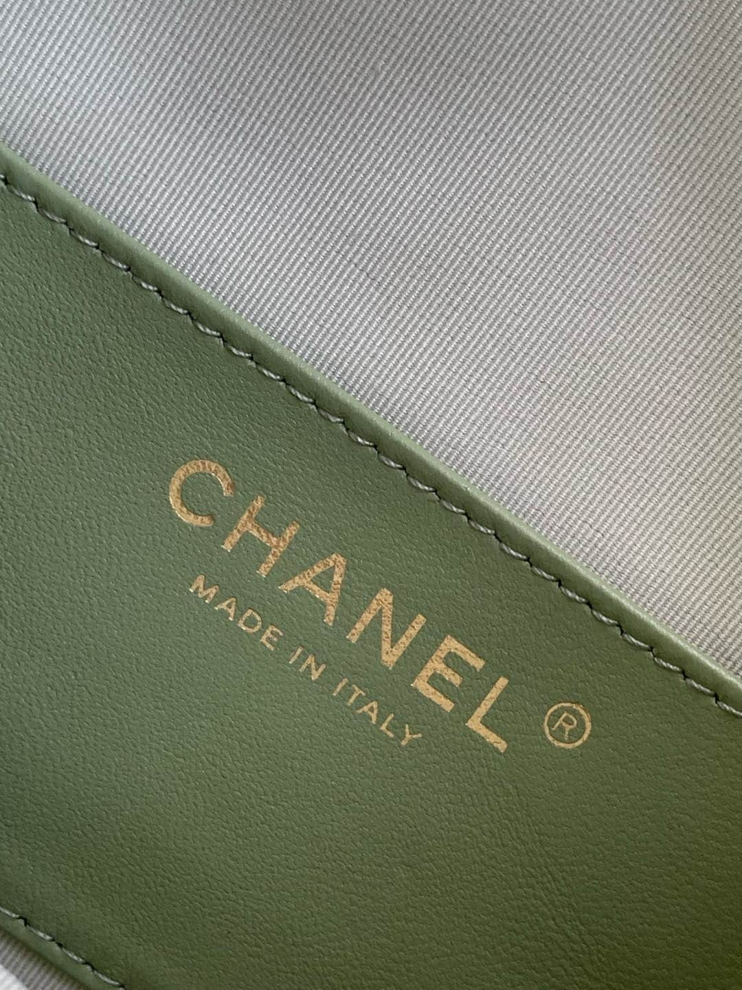 Chanel Hobo handbag AS5293 Suede & gold-tone metal Green High