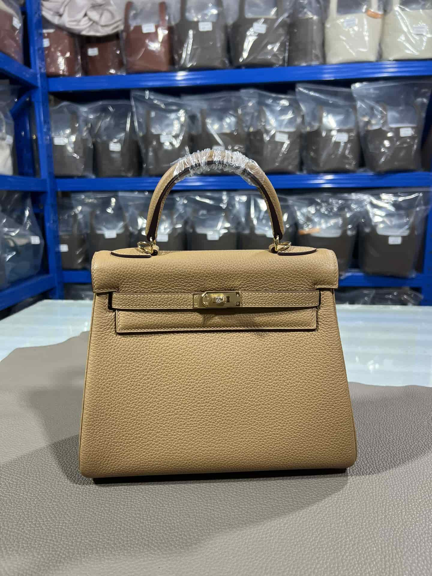 Hermes Kelly 25/28cm Retourne Bag Togo Leather In Beige WAX High