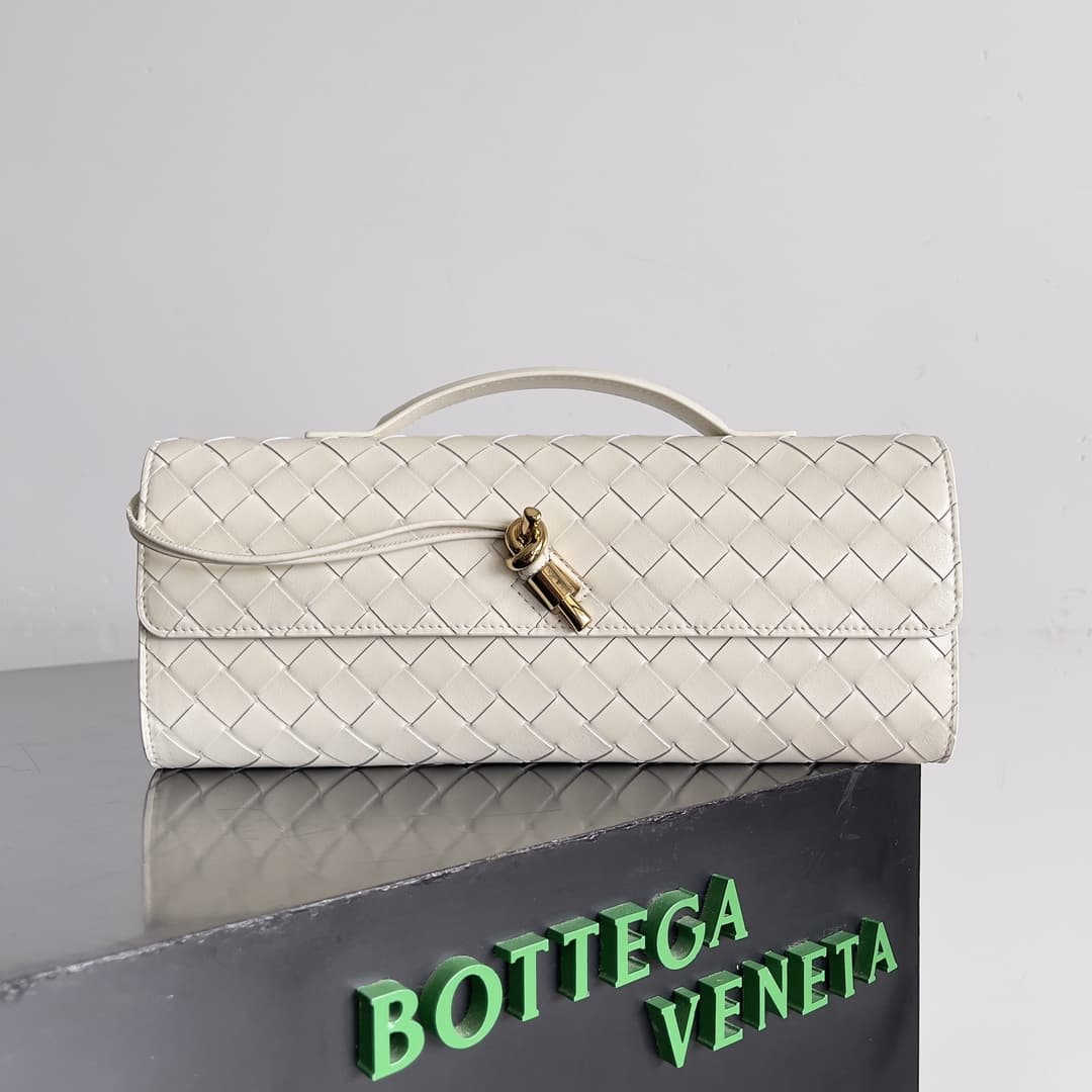 BV Andiamo Clutch With Handle Lambskin TOP