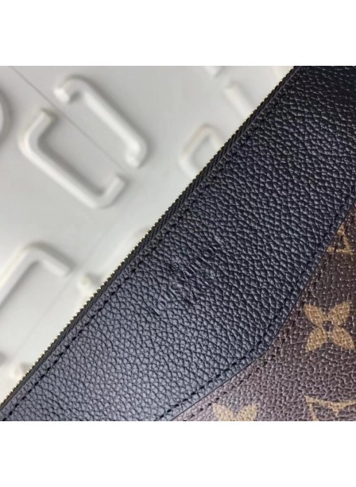 Louis Vuitton Daily Pouch Monogram Canvas M62048 High