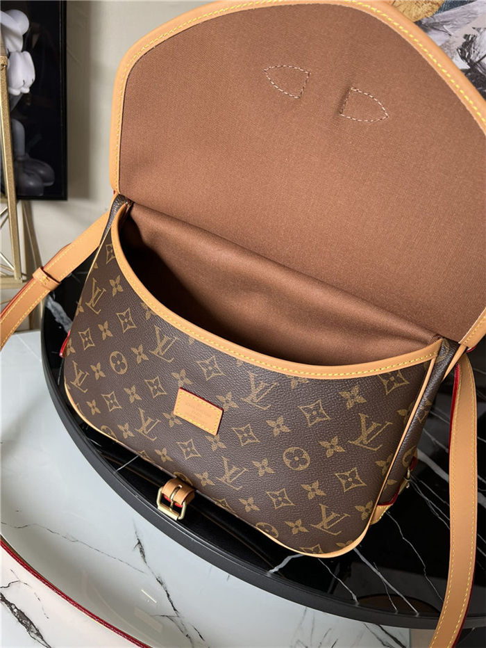 Louis Vuitton SAUMUR MM Monogram M40710 High