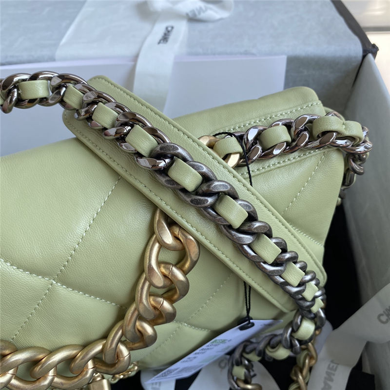 Large Chanel 19 Flap Bag Goatskin/Lambskin Yellow Green High