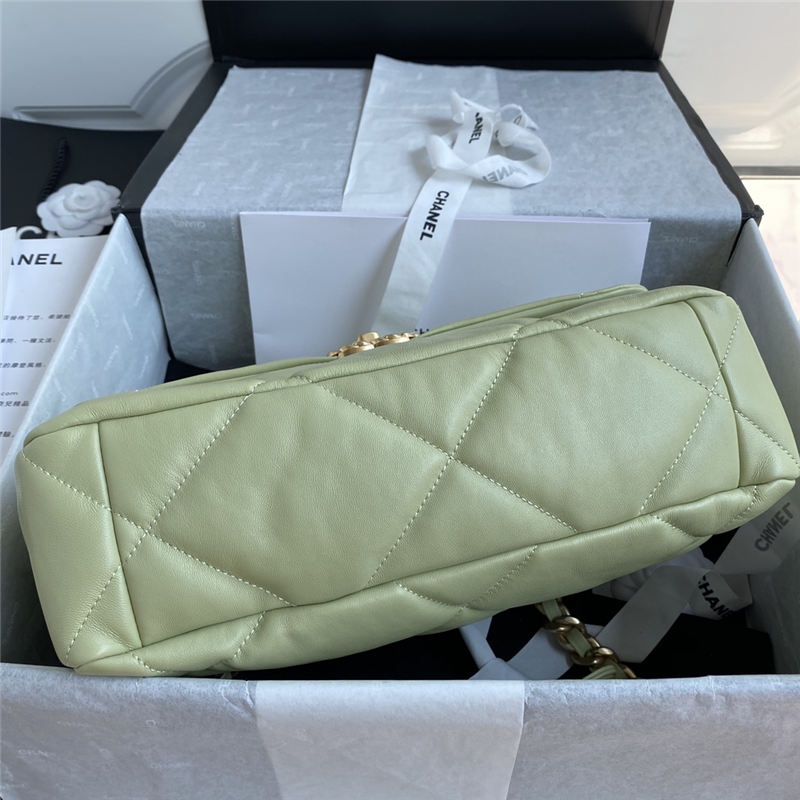 Large Chanel 19 Flap Bag Goatskin/Lambskin Yellow Green High