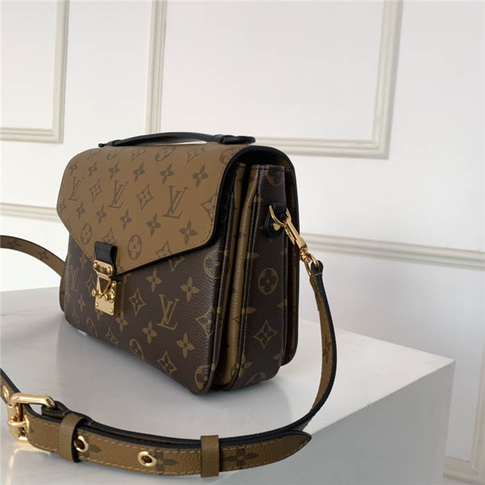 Louis Vuitton POCHETTE MÉTIS Bag Reverse Monogram High