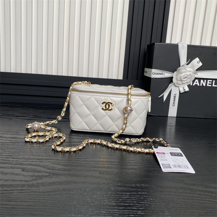 Chanel Vanity with Chain AP4283 Lambskin White High