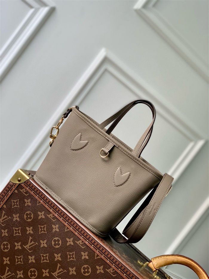 Louis Vuitton Neverfull Bandoulière Inside Out BB M12109 High