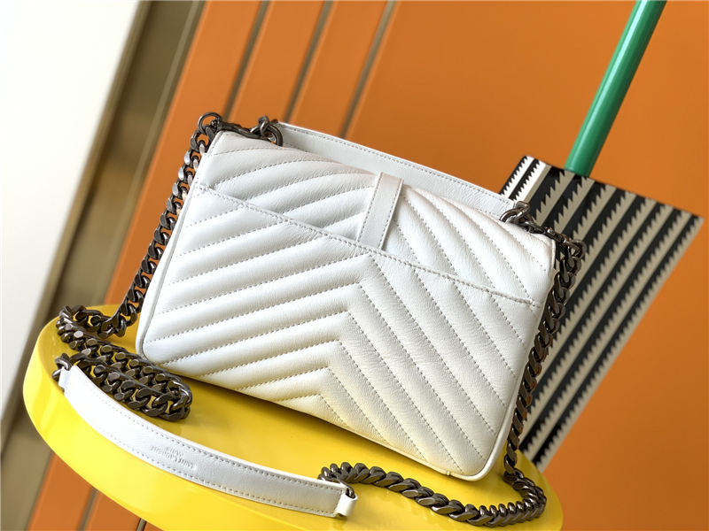 COLLEGE MEDIUM CHAIN BAG IN QUILTED LEATHER White-Silver High