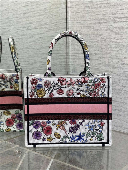 SMALL Dior BOOK TOTE Florilegio Embroidery High