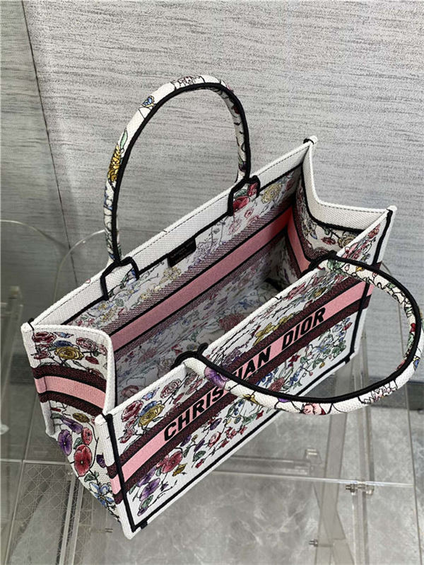 MEDIUM Dior BOOK TOTE Florilegio Embroidery High