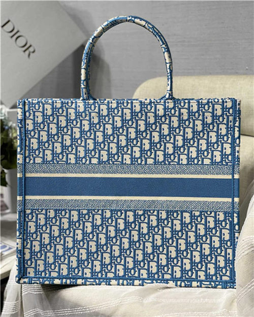 LARGE Dior BOOK TOTE Dior Oblique Embroidery Blue High