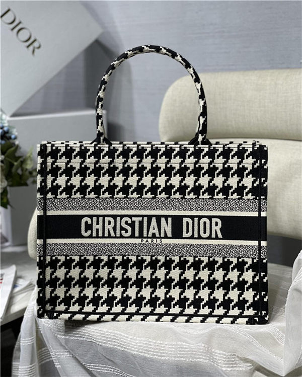 MEDIUM Dior BOOK TOTE Houndstooth Embroidery Black and White High