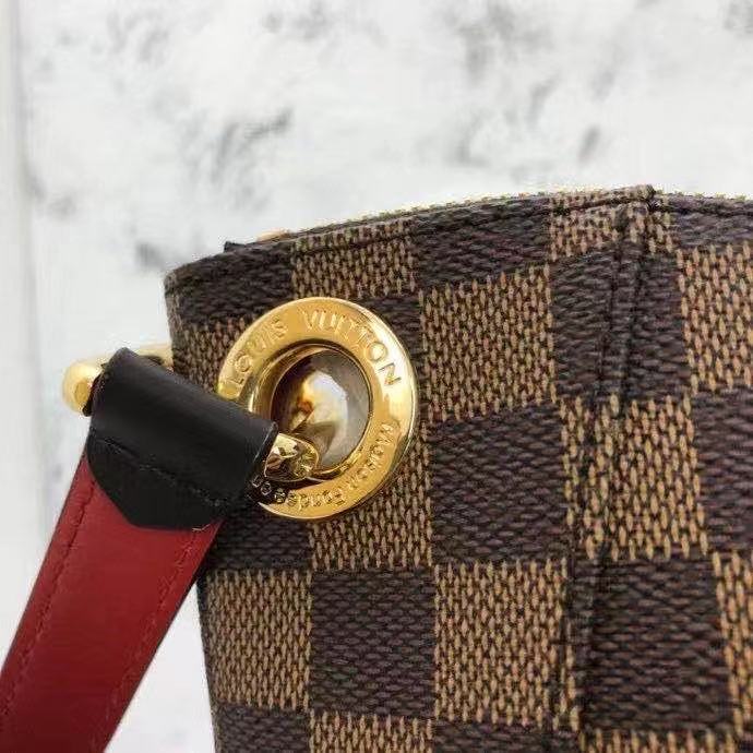 Louis Vuitton SOUTH BANK BESACE Damier Ebene Brown High