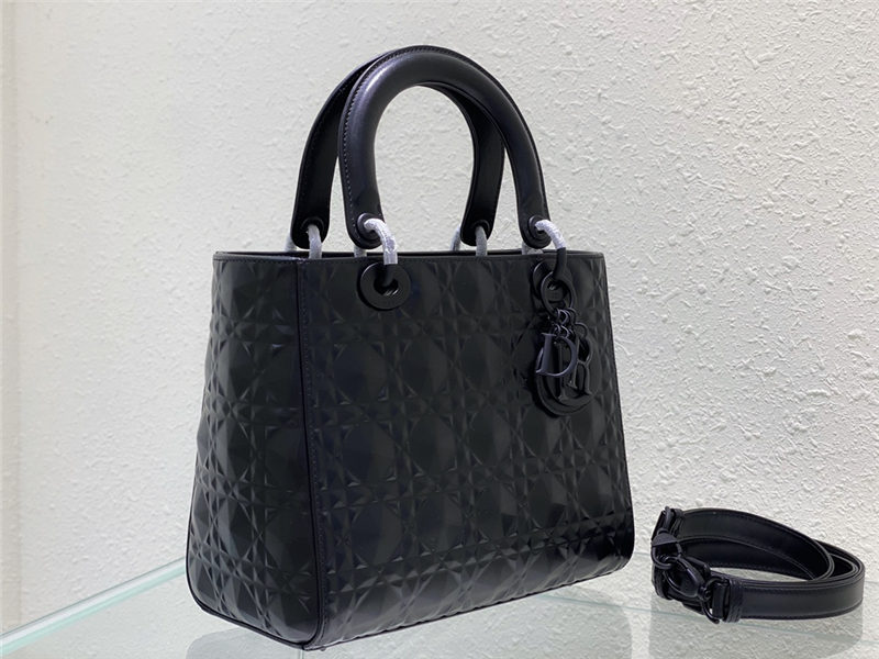 MEDIUM LADY Dior Cannage Calfskin with Diamond Motif Black High