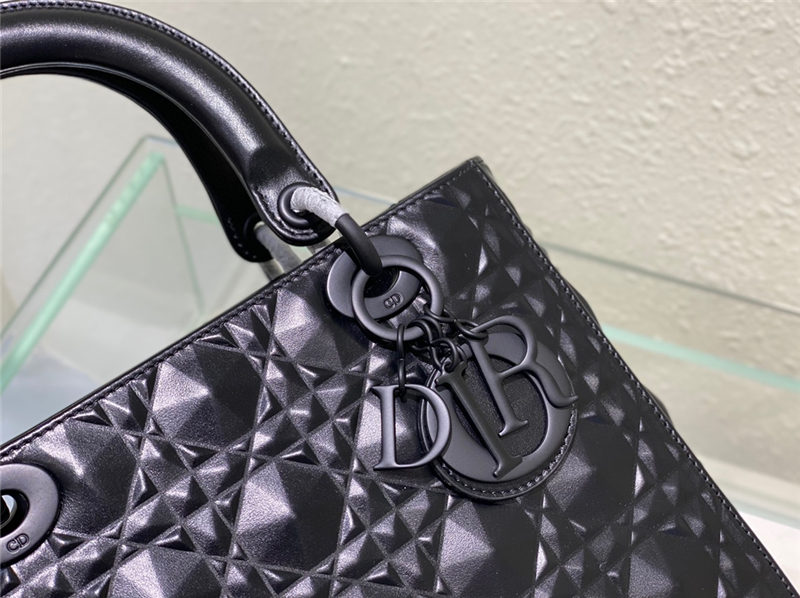 MEDIUM LADY Dior Cannage Calfskin with Diamond Motif Black High