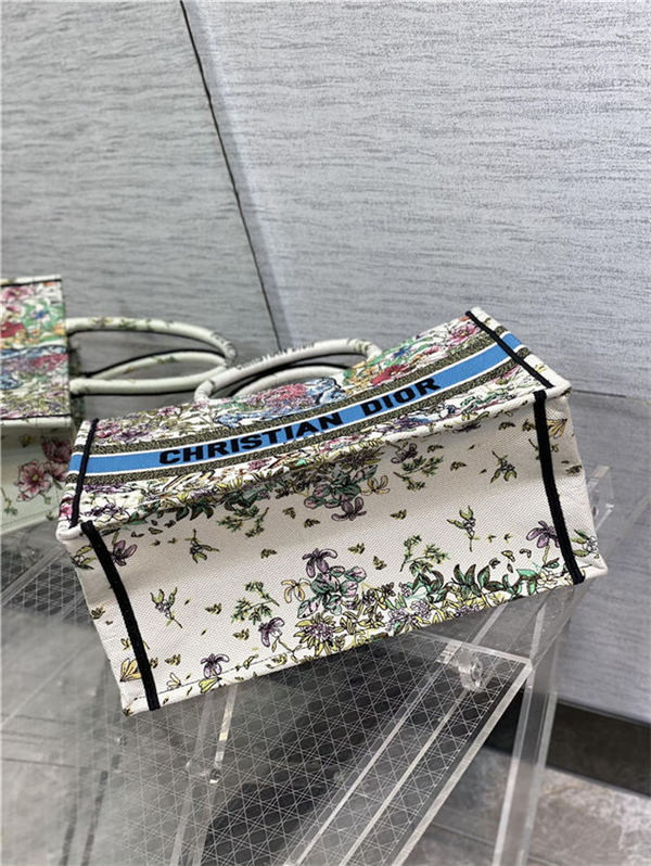 MEDIUM Dior BOOK TOTE Multicolor D-Constellation Embroidery High