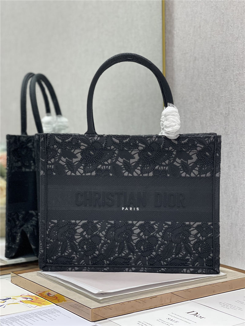 MEDIUM Dior BOOK TOTE Embroidery with Macramé Effect High