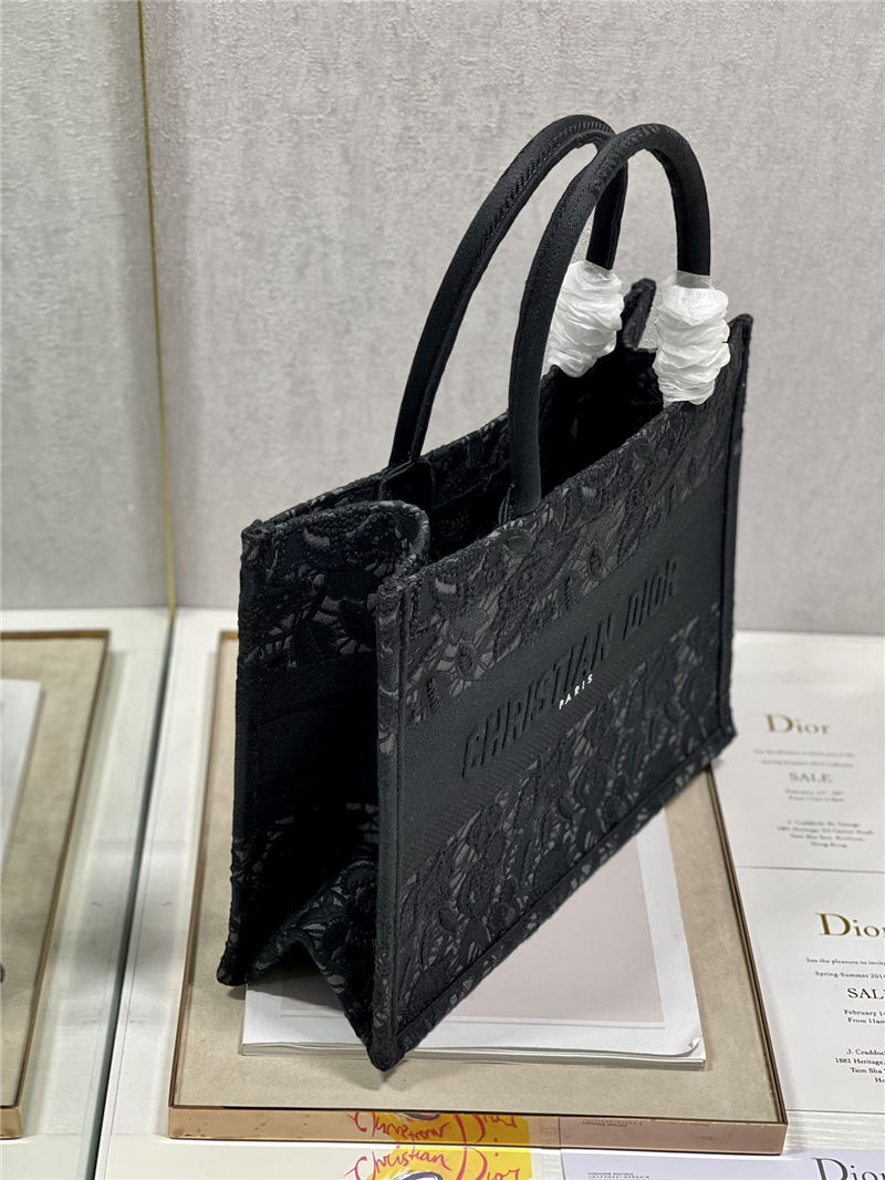 MEDIUM Dior BOOK TOTE Embroidery with Macramé Effect High