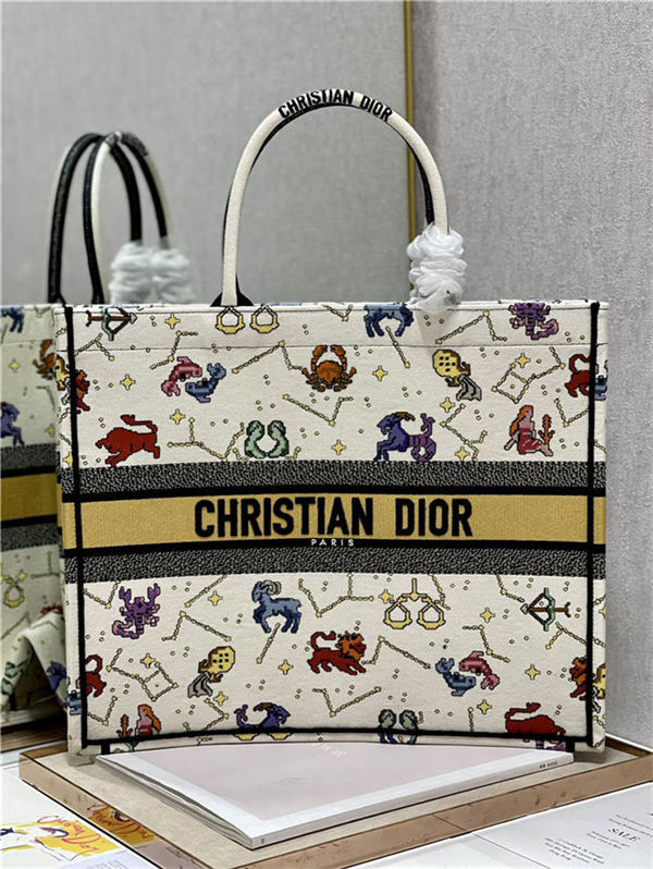 LARGE Dior BOOK TOTE Dior Pixel Zodiac Embroidery White High