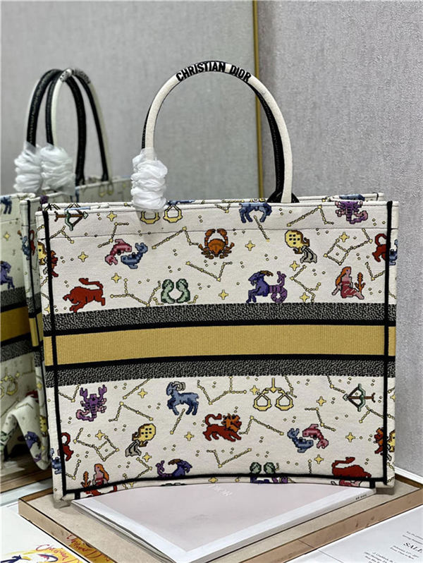 LARGE Dior BOOK TOTE Dior Pixel Zodiac Embroidery White High