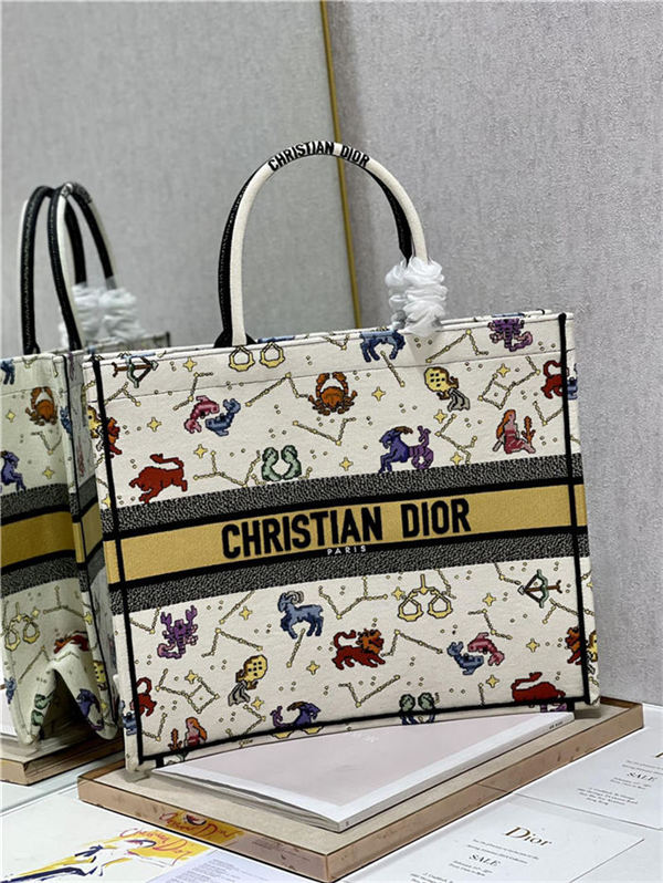 LARGE Dior BOOK TOTE Dior Pixel Zodiac Embroidery White High