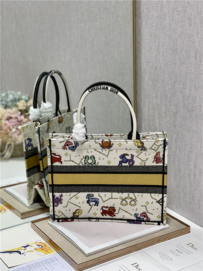 MEDIUM Dior BOOK TOTE Dior Pixel Zodiac Embroidery White High