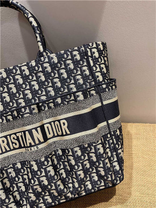 SMALL Dior BOOK TOTE Shopping Bag Dior Oblique Embroidery Blue High