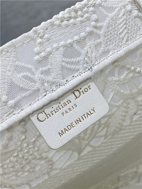 MEDIUM Dior BOOK TOTE D-Lace Embroidery with Macramé Effect High