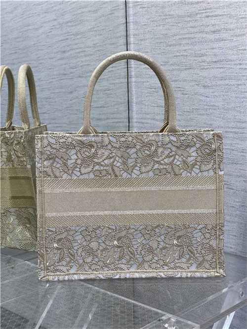 MEDIUM Dior BOOK TOTE D-Lace Embroidery with Macramé Effect High