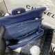 Medium CLASSIC HANDBAG Lambskin Navy Blue Silver Metal B