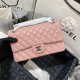 Medium CLASSIC HANDBAG Lambskin Pink Silver Metal B