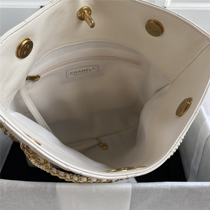 Shopping Bag Calfskin Crystal Pearls & Gold-Tone Metal White A (OUT OF STOCK)