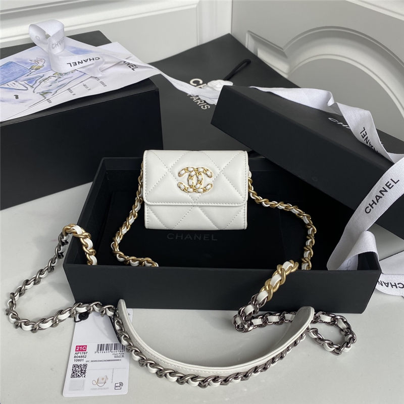 Chanel 19 Flap Coin Purse with Chain Shiny Goatskin Gold Silver Ruthenium-Finish Metal White A