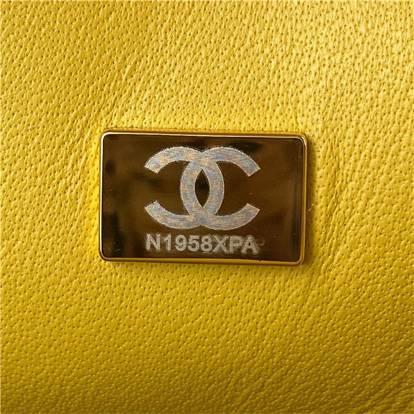 Mini CLASSIC HANDBAG Grained Calfskin Yellow Gold Metal A