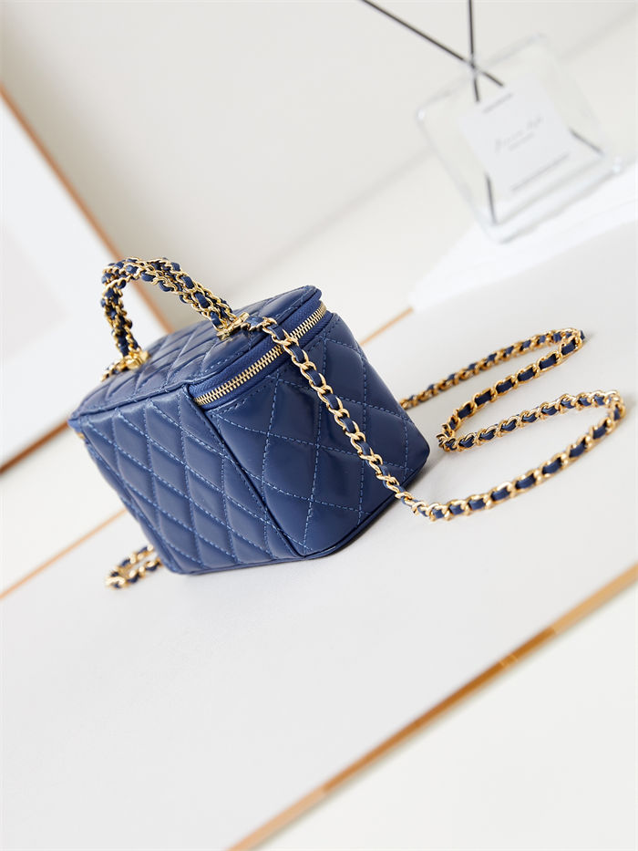 CLUTCH WITH CHAIN AP4168 Shiny Crumpled Calfskin Gold-Metal Blue A