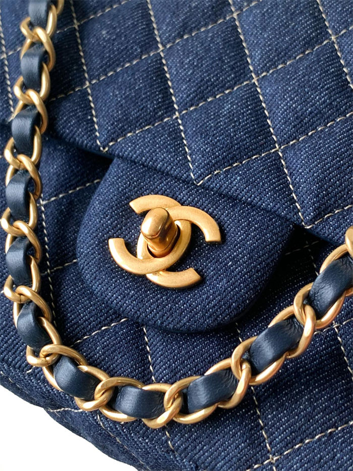 Medium CLASSIC HANDBAG Denim Gold Metal A