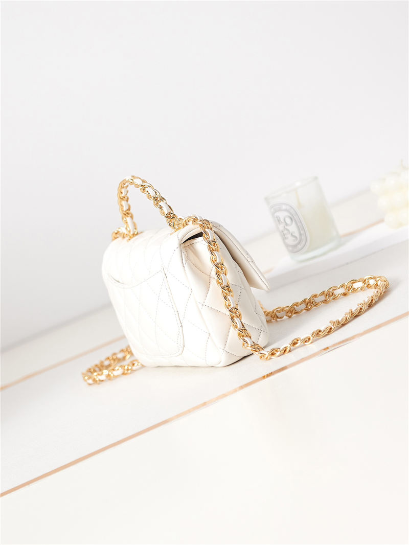 SMALL FLAP BAG WITH TOP HANDLE Shiny Lambskin & Gold-Tone Metal AS4023 White A