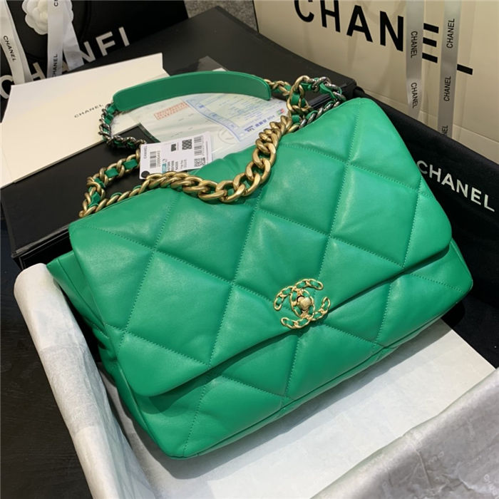 Maxi Chanel 19 Flap Bag Goatskin/Lambskin Green High