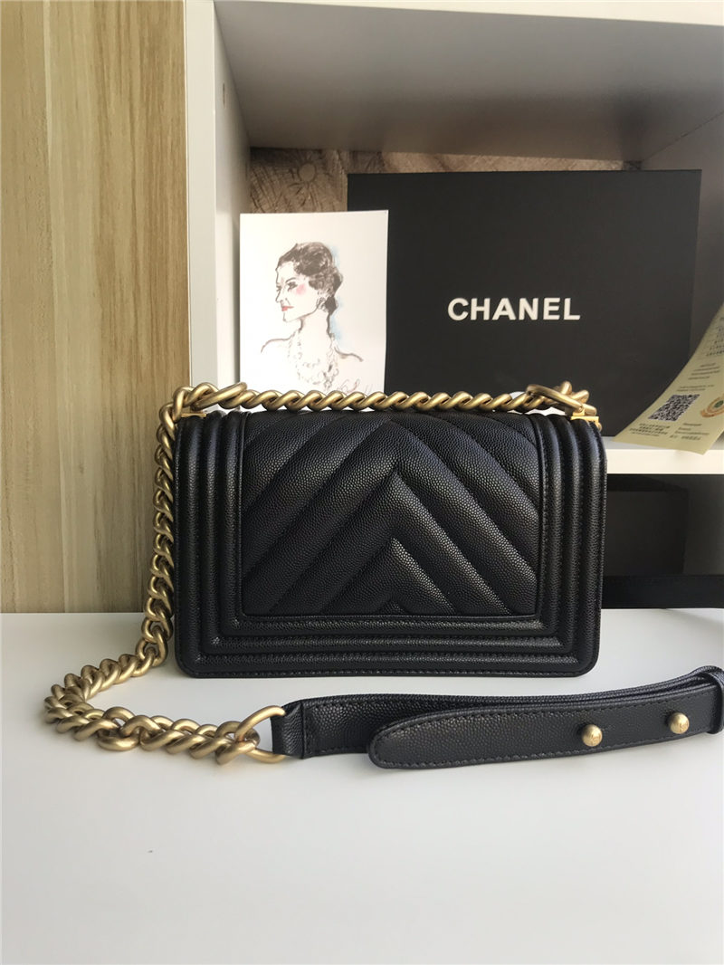 SMALL BOY Chanel HANDBAG Chevrons Pattern Grained Calfskin Black High