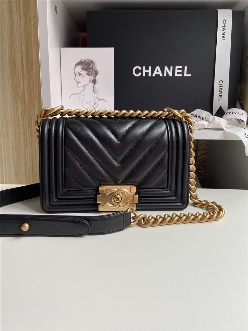 SMALL BOY Chanel HANDBAG Chevrons Pattern Lambskin Black High