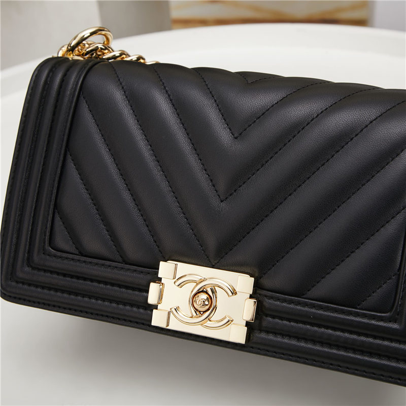 BOY Chanel HANDBAG Chevrons Pattern Lambskin Black B