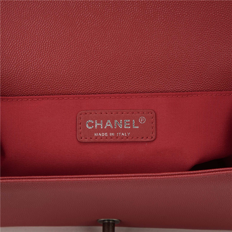 BOY Chanel HANDBAG Chevrons Pattern Grained Calfskin Red B