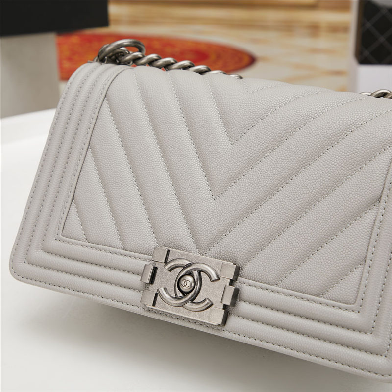 BOY Chanel HANDBAG Chevrons Pattern Grained Calfskin Grey B