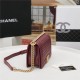 BOY Chanel HANDBAG Lambskin Burgundy B