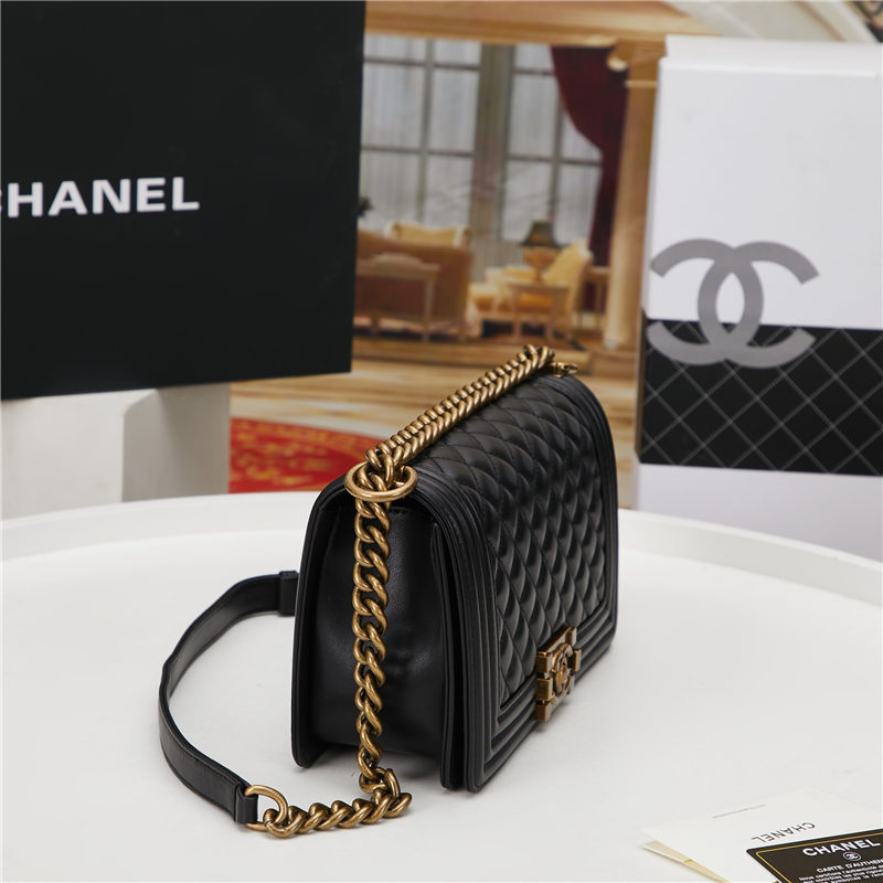 BOY Chanel HANDBAG Lambskin Black B