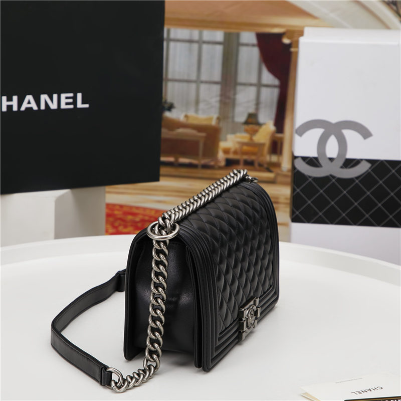 BOY Chanel HANDBAG Lambskin Black B